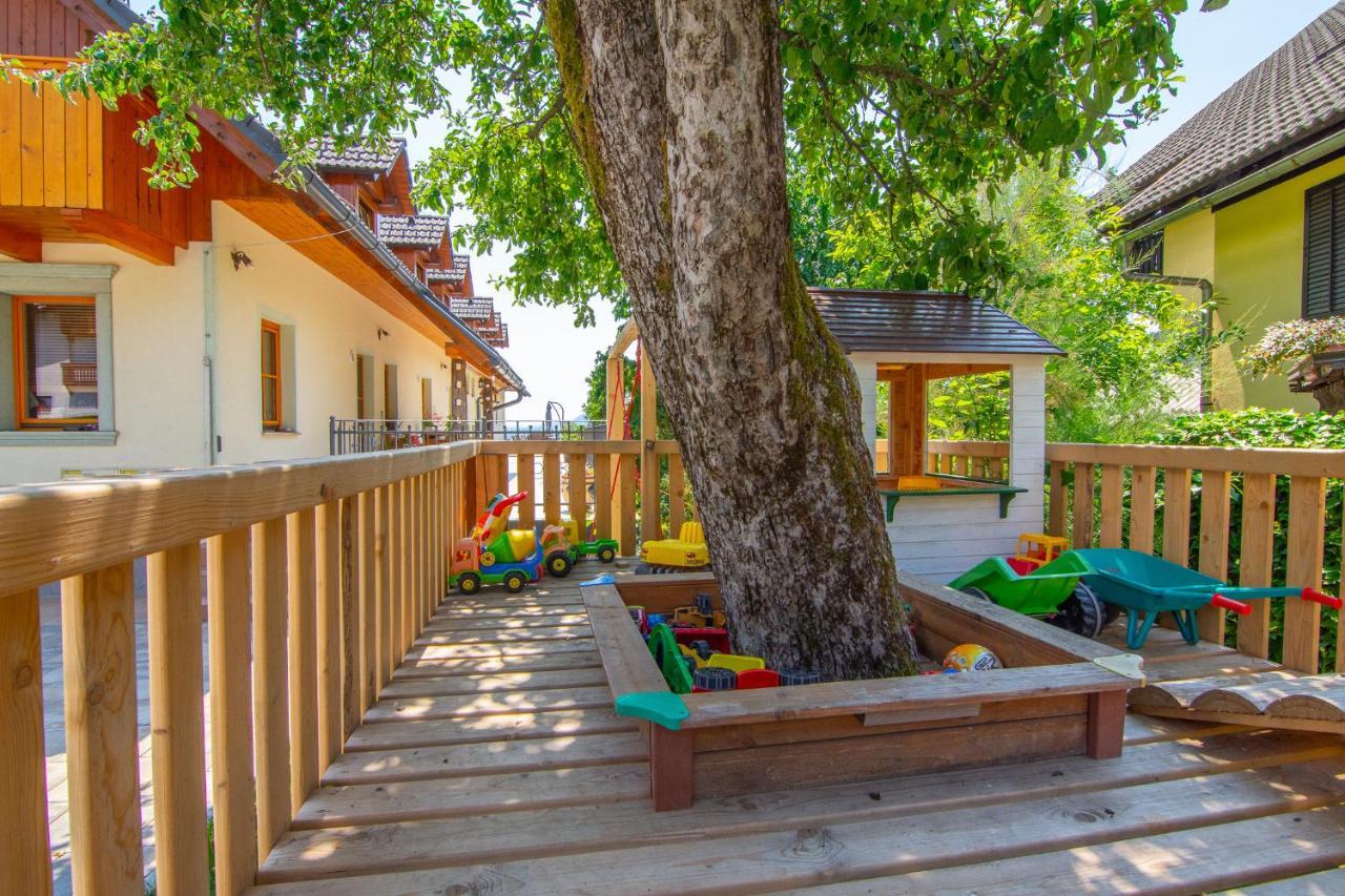 Tourist Farm "Pri Biscu" Villa Bled Exteriör bild