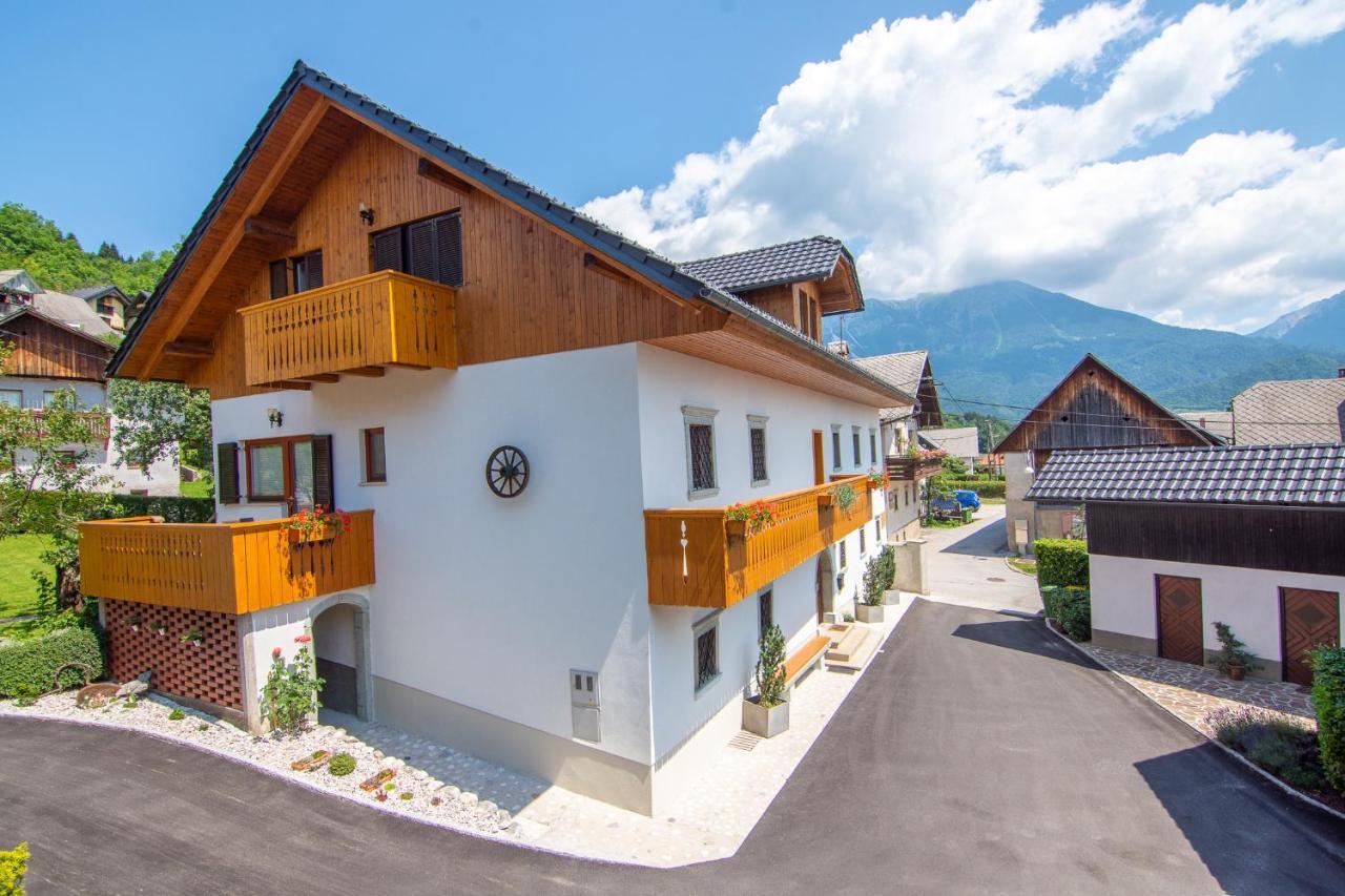 Tourist Farm "Pri Biscu" Villa Bled Exteriör bild
