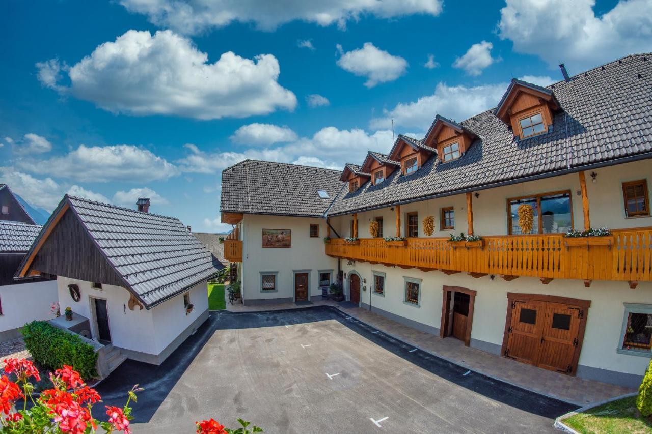 Tourist Farm "Pri Biscu" Villa Bled Exteriör bild