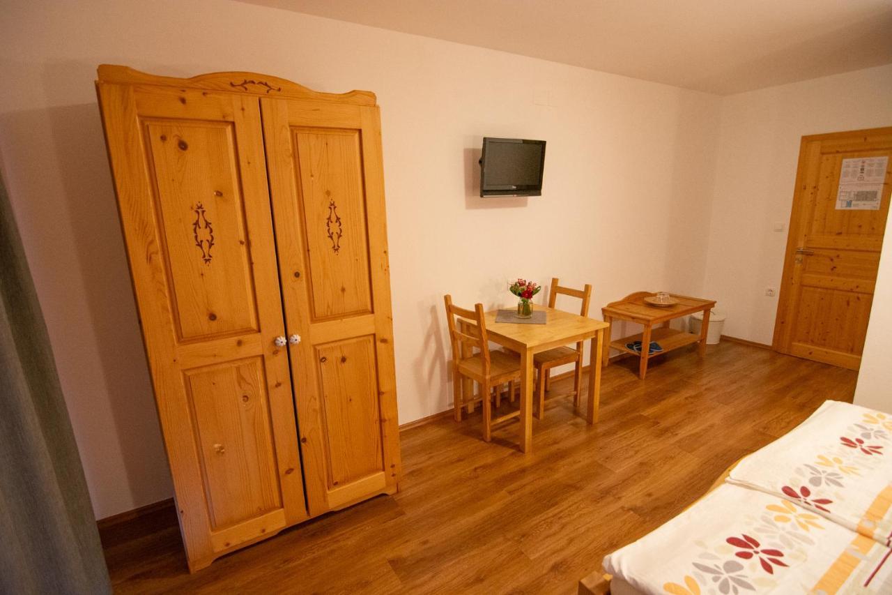 Tourist Farm "Pri Biscu" Villa Bled Exteriör bild
